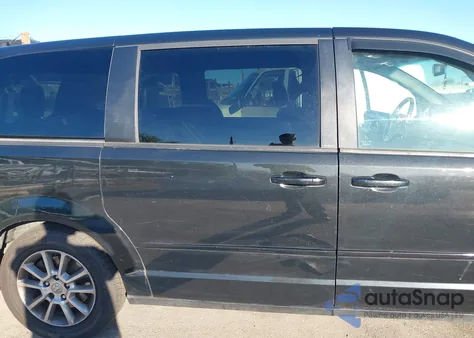 2012 Dodge Grand Caravan R/T z USA, uszkodzony, nr VIN 2C4RDGEG0CR336445